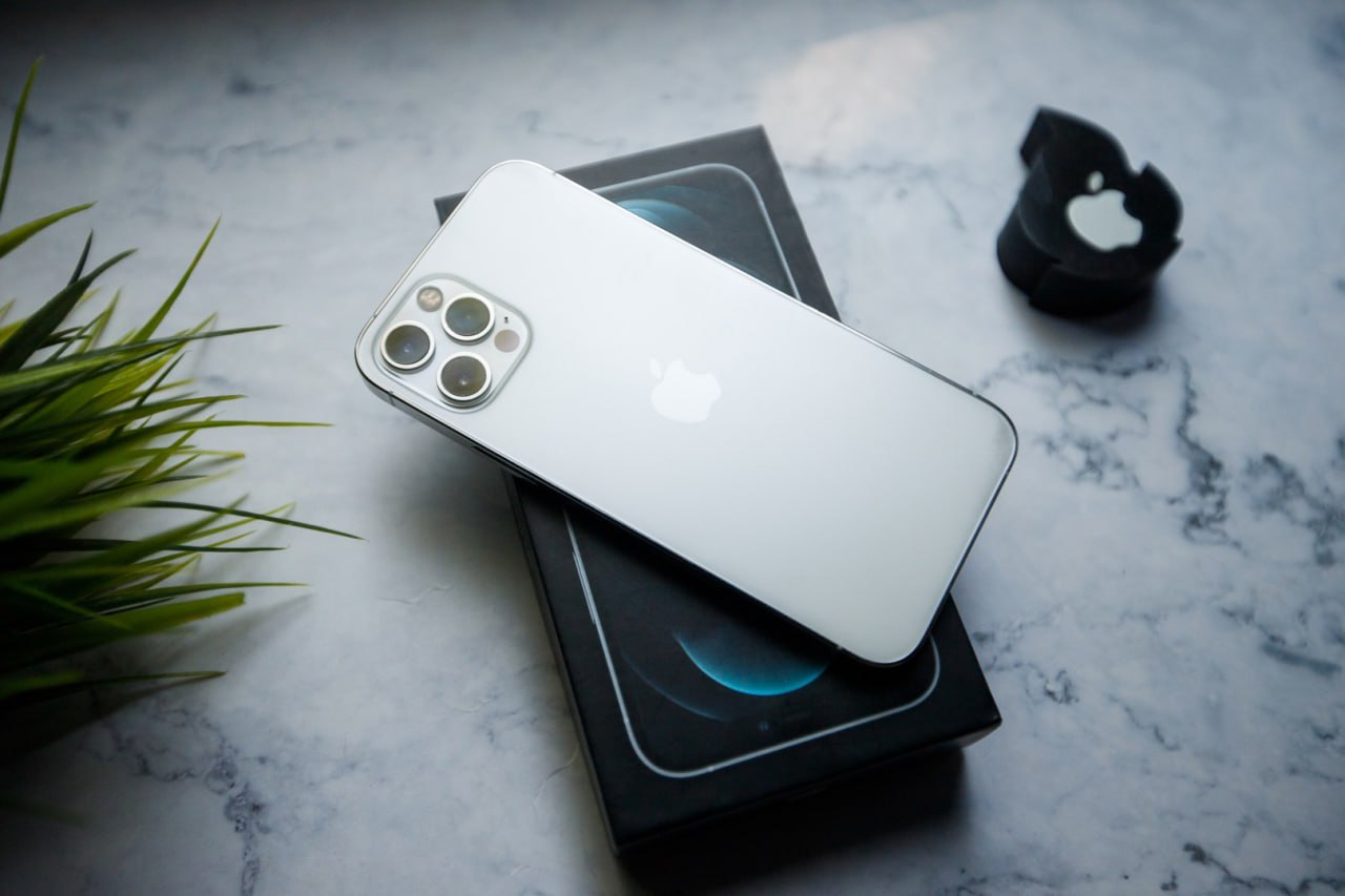 iPhone 12 Pro Max